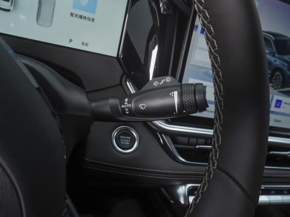Geely Monjaro I Рестайлинг 2 с пробегом 2026 года, цена 4 500 000 рублей, 28 км, внедорожник, Автокод Объявления