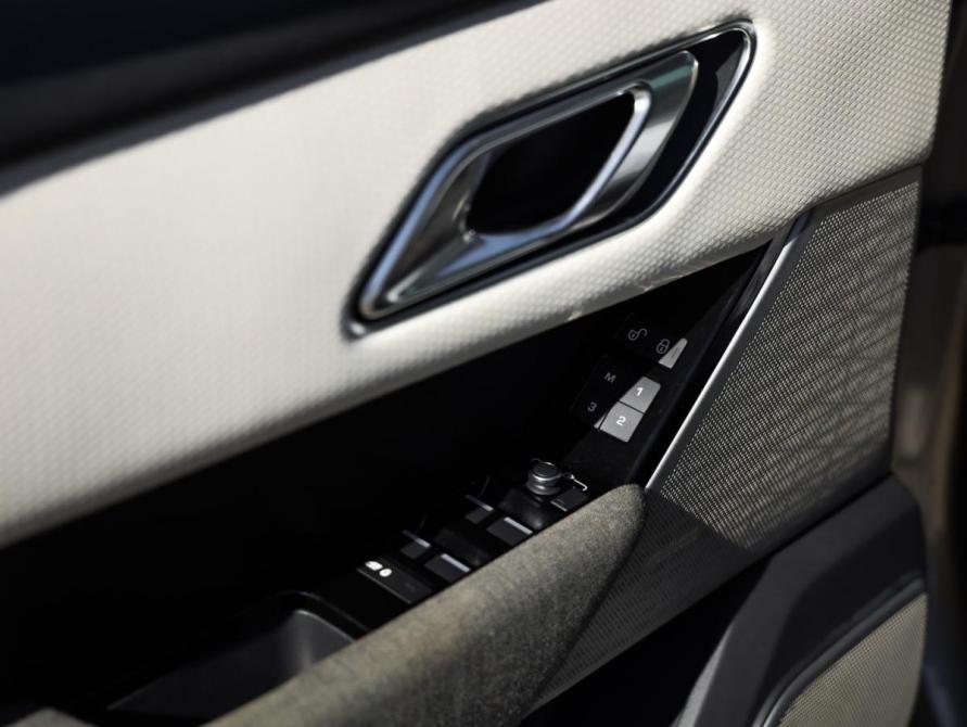 Land Rover Range Rover Velar I Санкт-Петербург  - изображение 25