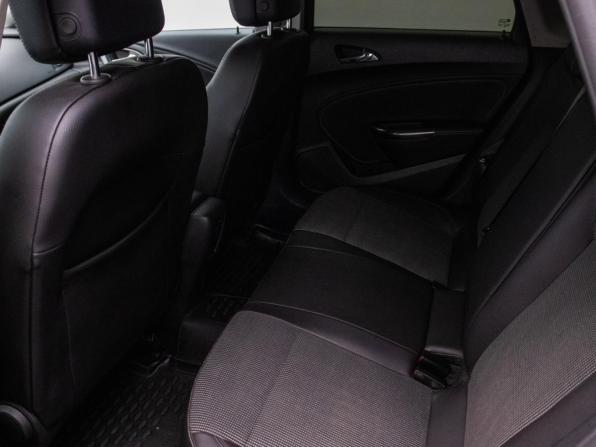 Opel Astra J с пробегом 2011 года, цена 730 000 рублей, 149647 км, хэтчбек, Автокод Объявления