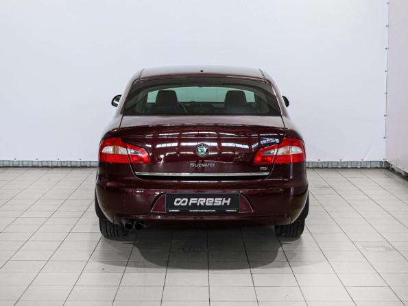 Skoda Superb II с пробегом 2012 года, цена 1 019 000 рублей, 237808 км, лифтбек, Автокод Объявления
