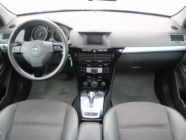 Opel Astra H Рестайлинг с пробегом 2008 года, цена 249 000 рублей, 250000 км, хэтчбек, Автокод Объявления