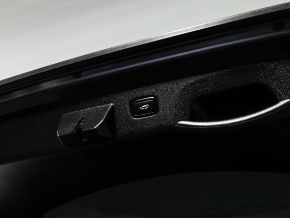 Kia Sportage V с пробегом 2025 года, цена 4 129 777 рублей, 9815 км, внедорожник, Автокод Объявления