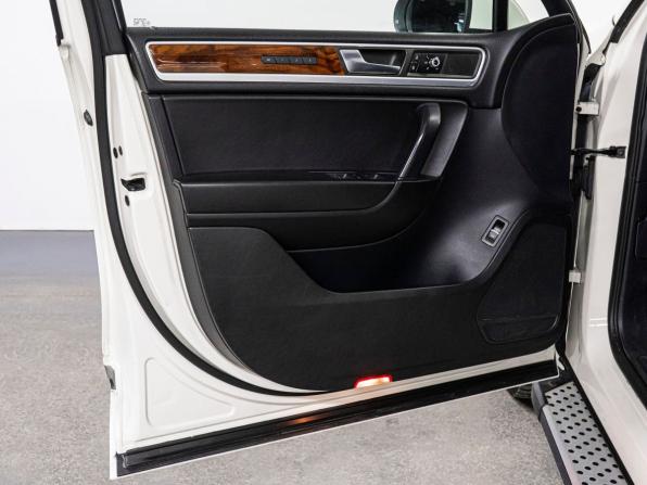Volkswagen Touareg II с пробегом 2010 года, цена 1 950 000 рублей, 131869 км, внедорожник, Автокод Объявления