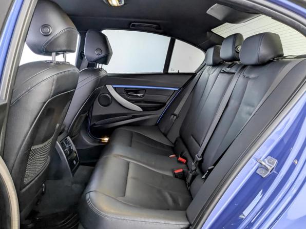 BMW 3 серии VI (F3x) Рестайлинг с пробегом 2018 года, цена 3 090 000 рублей, 89771 км, седан, Автокод Объявления