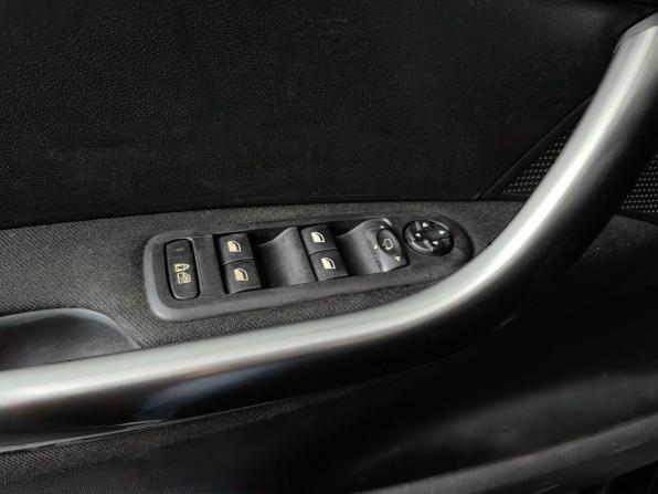 Peugeot 308 I Рестайлинг с пробегом 2011 года, цена 560 000 рублей, 252535 км, хэтчбек, Автокод Объявления
