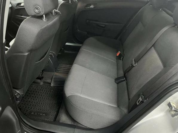 Opel Astra H Рестайлинг с пробегом 2013 года, цена 429 710 рублей, 213899 км, седан, Автокод Объявления