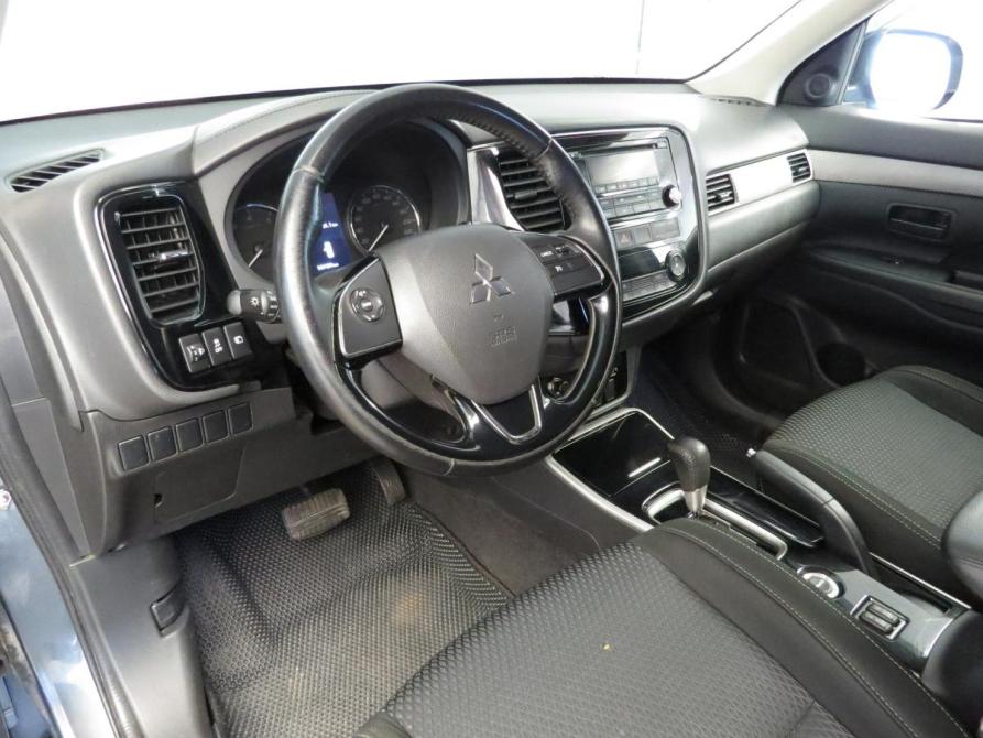 Mitsubishi Outlander III Рестайлинг 2 Санкт-Петербург  - изображение 7