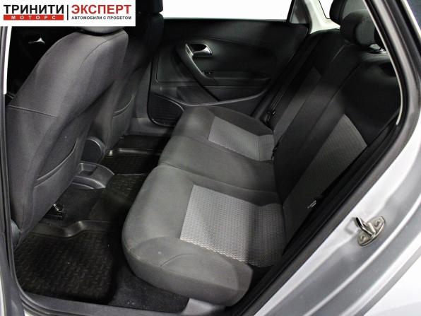 Volkswagen Polo V с пробегом 2015 года, цена 1 037 000 рублей, 111101 км, седан, Автокод Объявления