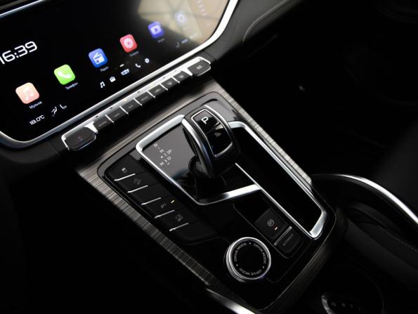 Geely Atlas Pro с пробегом 2024 года, цена 2 399 000 рублей, 44647 км, внедорожник, Автокод Объявления