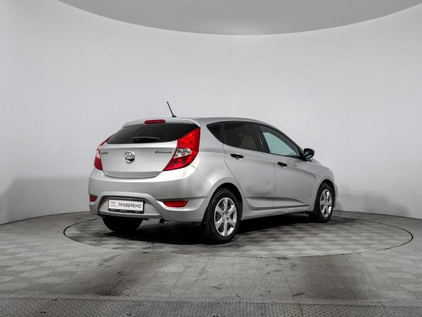 Hyundai Solaris I с пробегом 2014 года, цена 675 000 рублей, 141566 км, хэтчбек, Автокод Объявления