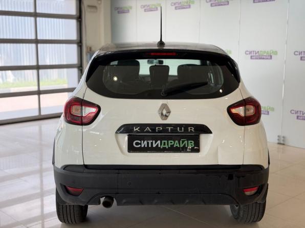 Renault Kaptur I Рестайлинг с пробегом 2021 года, цена 1 050 000 рублей, 152656 км, внедорожник, Автокод Объявления