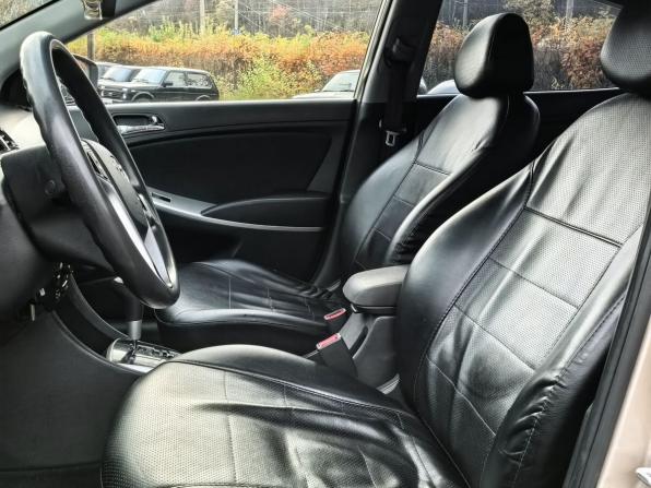 Hyundai Solaris I с пробегом 2011 года, цена 560 000 рублей, 221909 км, седан, Автокод Объявления