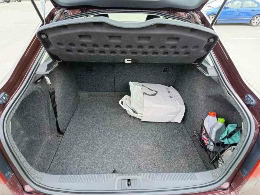 Skoda Octavia II (A5) Рестайлинг Тюмень  - изображение 12