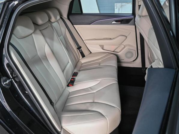 Hongqi H5 I с пробегом 2022 года, цена 1 789 000 рублей, 88219 км, седан, Автокод Объявления