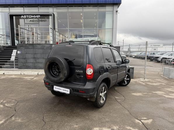 Chevrolet Niva I Рестайлинг с пробегом 2013 года, цена 486 000 рублей, 103770 км, внедорожник, Автокод Объявления