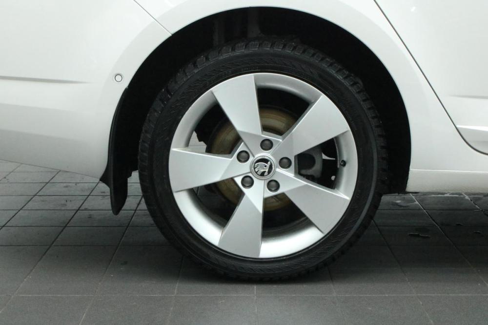 Skoda Octavia III (A7) Красноярск  - изображение 7