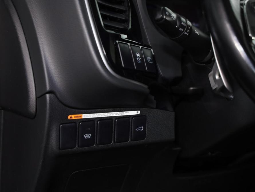 Mitsubishi Outlander III Рестайлинг 2 Санкт-Петербург  - изображение 21