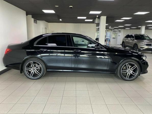 Mercedes-Benz E-Класс V (W213 S213 C238) с пробегом 2016 года, цена 2 599 000 рублей, 259579 км, седан, Автокод Объявления