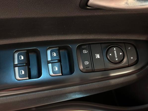 Kia Rio IV с пробегом 2020 года, цена 1 727 000 рублей, 59000 км, хэтчбек, Автокод Объявления