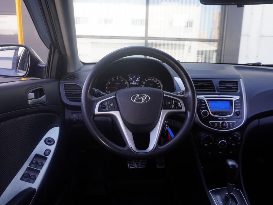 Hyundai Solaris I Москва  - изображение 12