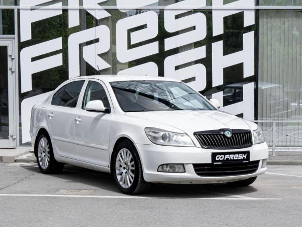Skoda Octavia II (A5) Рестайлинг с пробегом 2012 года, цена 830 000 рублей, 291379 км, лифтбек, Автокод Объявления