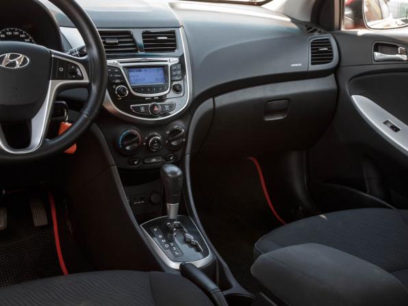 Hyundai Solaris I с пробегом 2011 года, цена 815 000 рублей, 101668 км, седан, Автокод Объявления