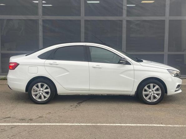 Lada (ВАЗ) Vesta I с пробегом 2022 года, цена 1 150 000 рублей, 99160 км, седан, Автокод Объявления
