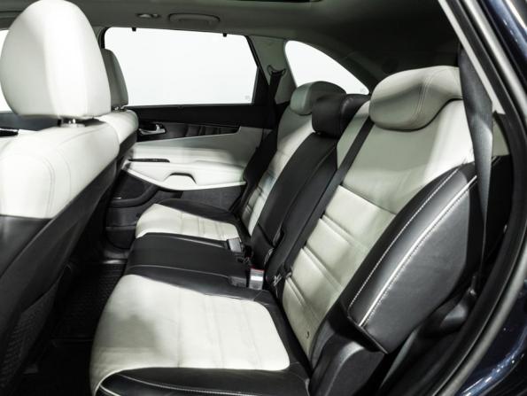 Kia Sorento III Prime Рестайлинг с пробегом 2018 года, цена 2 999 000 рублей, 103120 км, внедорожник, Автокод Объявления