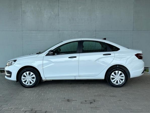 Lada (ВАЗ) Vesta I Рестайлинг (NG) с пробегом 2023 года, цена 1 100 000 рублей, 58000 км, седан, Автокод Объявления