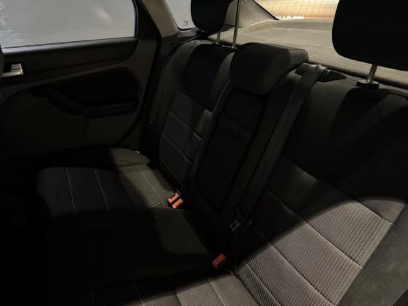 Ford Focus II Рестайлинг с пробегом 2010 года, цена 499 000 рублей, 290000 км, седан, Автокод Объявления