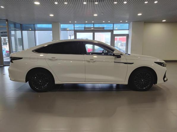 Chery Arrizo 8 с пробегом 2024 года, цена 2 125 000 рублей, 29549 км, седан, Автокод Объявления