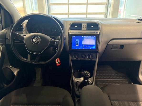 Volkswagen Polo V Рестайлинг с пробегом 2016 года, цена 1 019 000 рублей, 99161 км, седан, Автокод Объявления