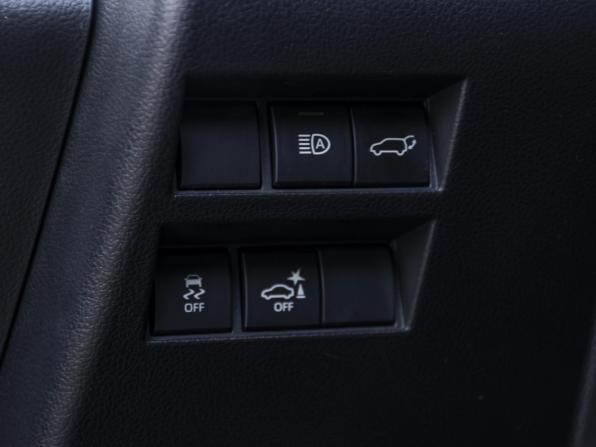 Toyota Land Cruiser 300 Series с пробегом 2023 года, цена 13 598 000 рублей, 18930 км, внедорожник, Автокод Объявления