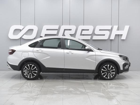 Lada (ВАЗ) Vesta I Рестайлинг (NG) с пробегом 2024 года, цена 1 830 000 рублей, 71 км, седан, Автокод Объявления