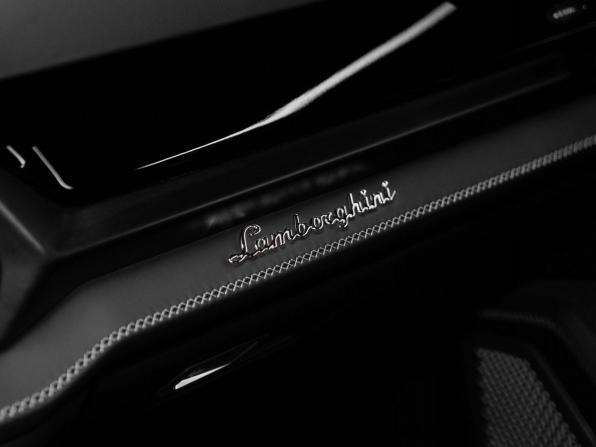 Lamborghini Urus I Рестайлинг с пробегом 2026 года, цена 46 000 000 рублей, 63 км, внедорожник, Автокод Объявления