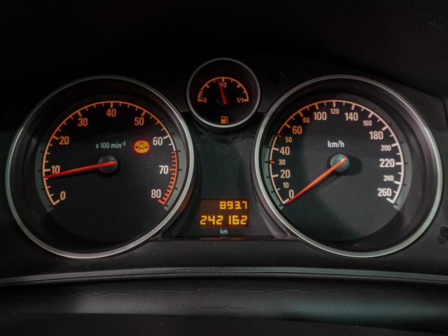 Opel Astra H Рестайлинг Воронеж  - изображение 17
