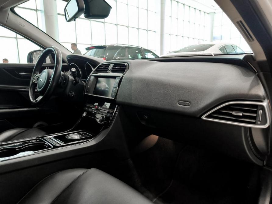 Jaguar XE I Казань  - изображение 13