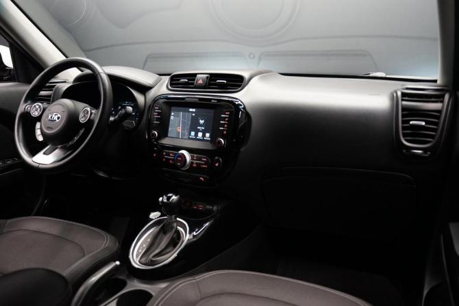 Kia Soul II Рестайлинг с пробегом 2018 года, цена 1 665 000 рублей, 173800 км, хэтчбек, Автокод Объявления
