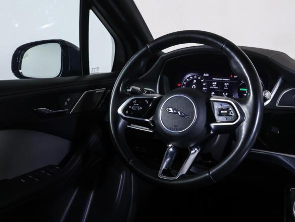 Jaguar I-Pace I с пробегом 2019 года, цена 3 960 000 рублей, 44689 км, внедорожник, Автокод Объявления
