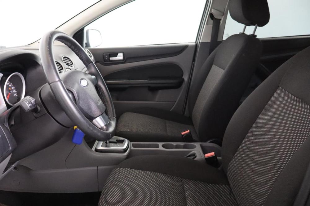 Ford Focus II Рестайлинг Санкт-Петербург  - изображение 7