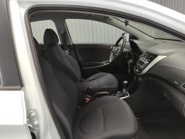Hyundai Solaris I с пробегом 2014 года, цена 1 039 000 рублей, 163868 км, седан, Автокод Объявления