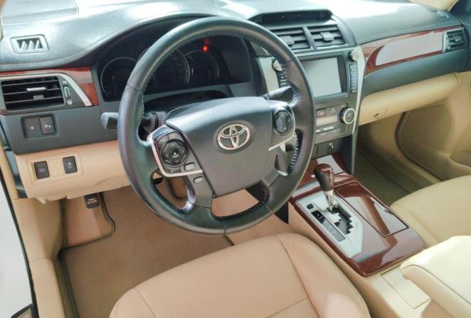 Toyota Camry VII (XV50) Рестайлинг с пробегом 2014 года, цена 1 580 000 рублей, 307114 км, седан, Автокод Объявления