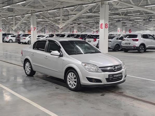 Opel Astra H Рестайлинг с пробегом 2012 года, цена 495 000 рублей, 202405 км, седан, Автокод Объявления