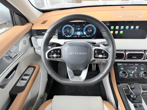 JETOUR X70+ I Рестайлинг с пробегом 2024 года, цена 2 239 000 рублей, 16000 км, внедорожник, Автокод Объявления