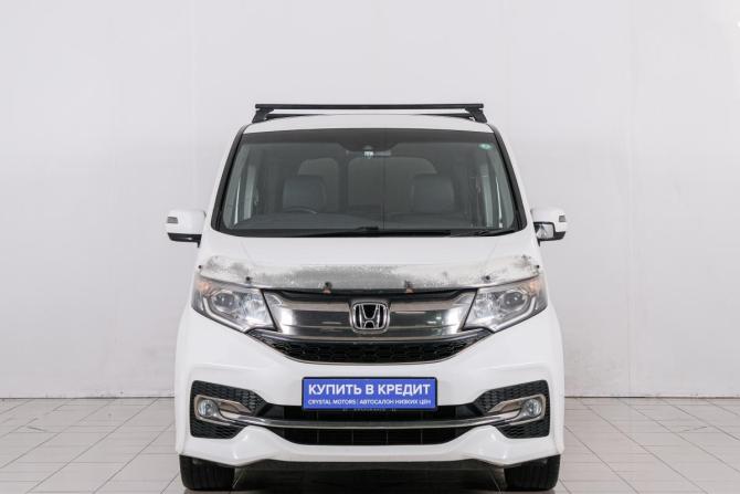Honda Stepwgn V с пробегом 2015 года, цена 1 989 000 рублей, 185000 км, минивэн, Автокод Объявления