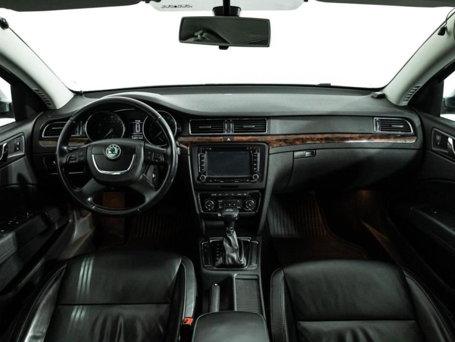 Skoda Superb II Санкт-Петербург  - изображение 13