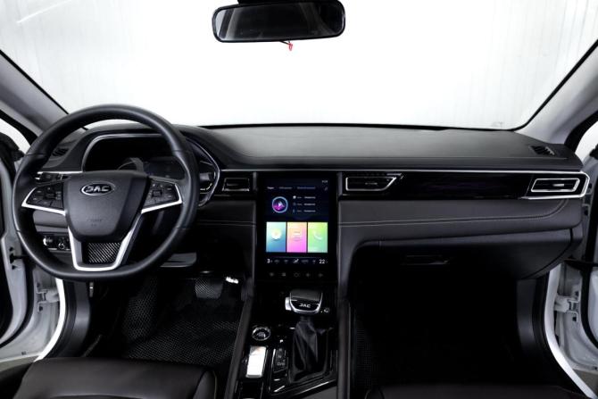 JAC J7 I с пробегом 2020 года, цена 1 350 000 рублей, 83500 км, хэтчбек, Автокод Объявления