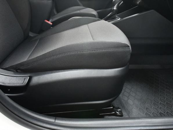 Hyundai Solaris II Рестайлинг с пробегом 2022 года, цена 1 767 000 рублей, 22668 км, седан, Автокод Объявления