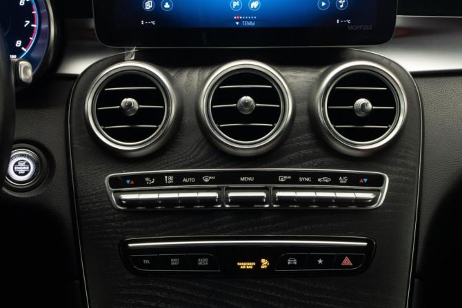 Mercedes-Benz GLC Coupe I (C253) Рестайлинг с пробегом 2019 года, цена 4 549 000 рублей, 91001 км, внедорожник, Автокод Объявления