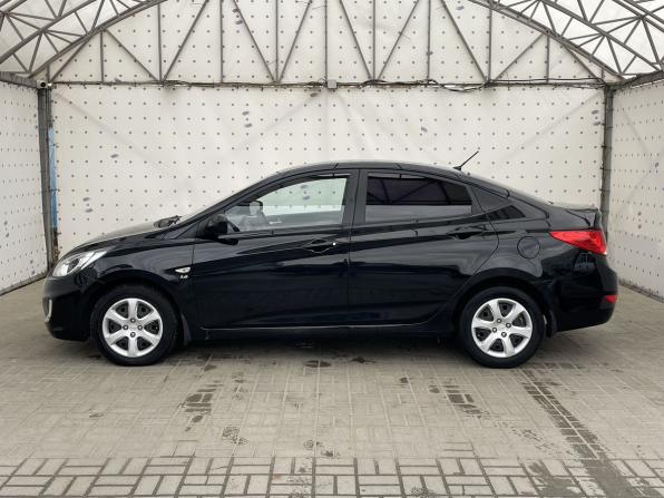 Hyundai Solaris I с пробегом 2013 года, цена 820 000 рублей, 130347 км, седан, Автокод Объявления